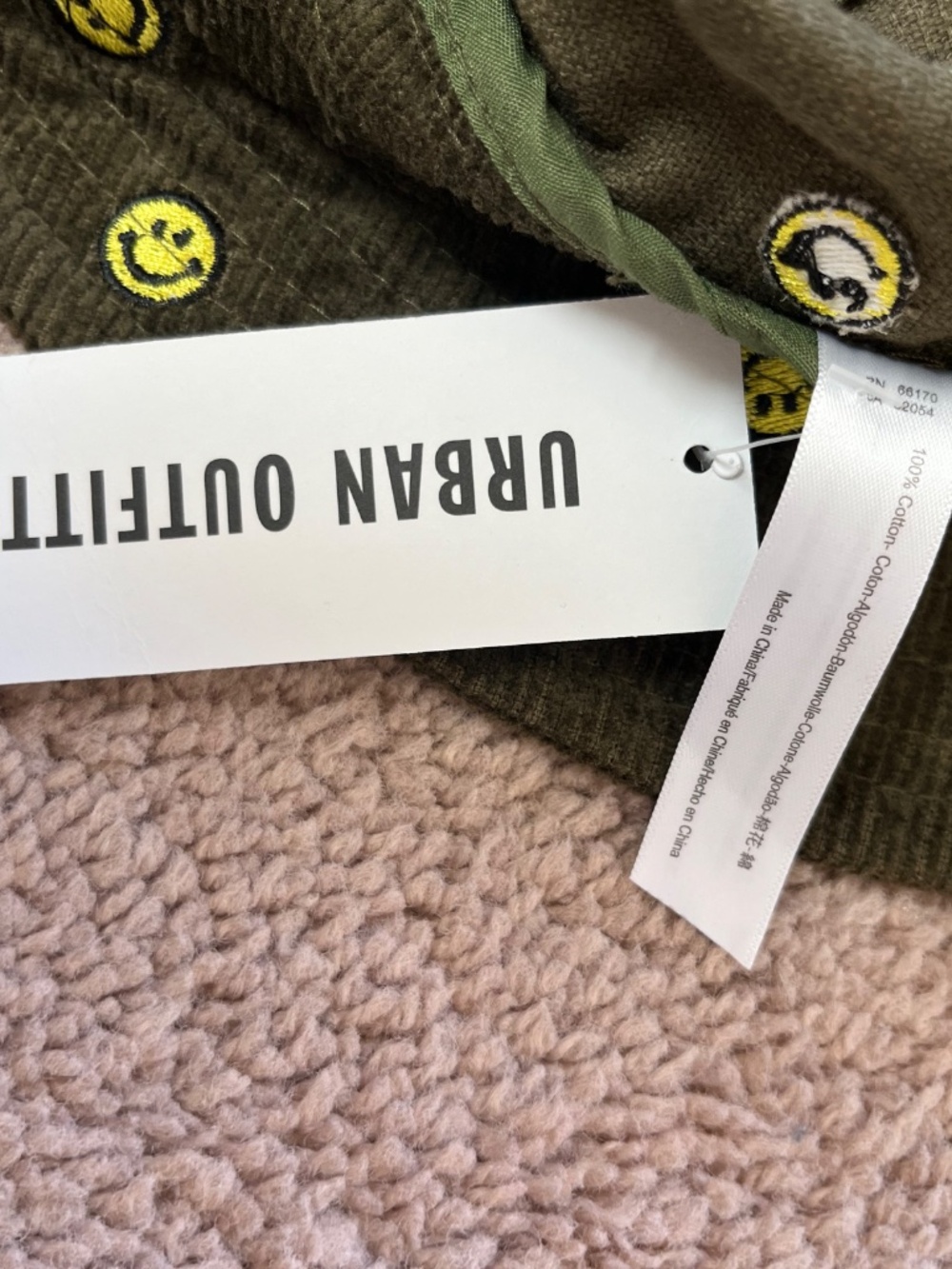 Urban Outfitters corduroy bucket hat - Picture 5 of 5